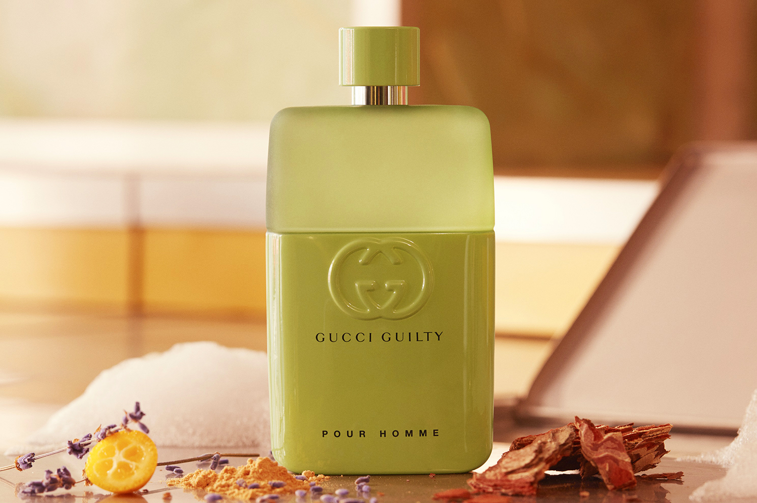 オリジナルの「グッチ ギルティ」ボトルデザイン、香りともに刷新