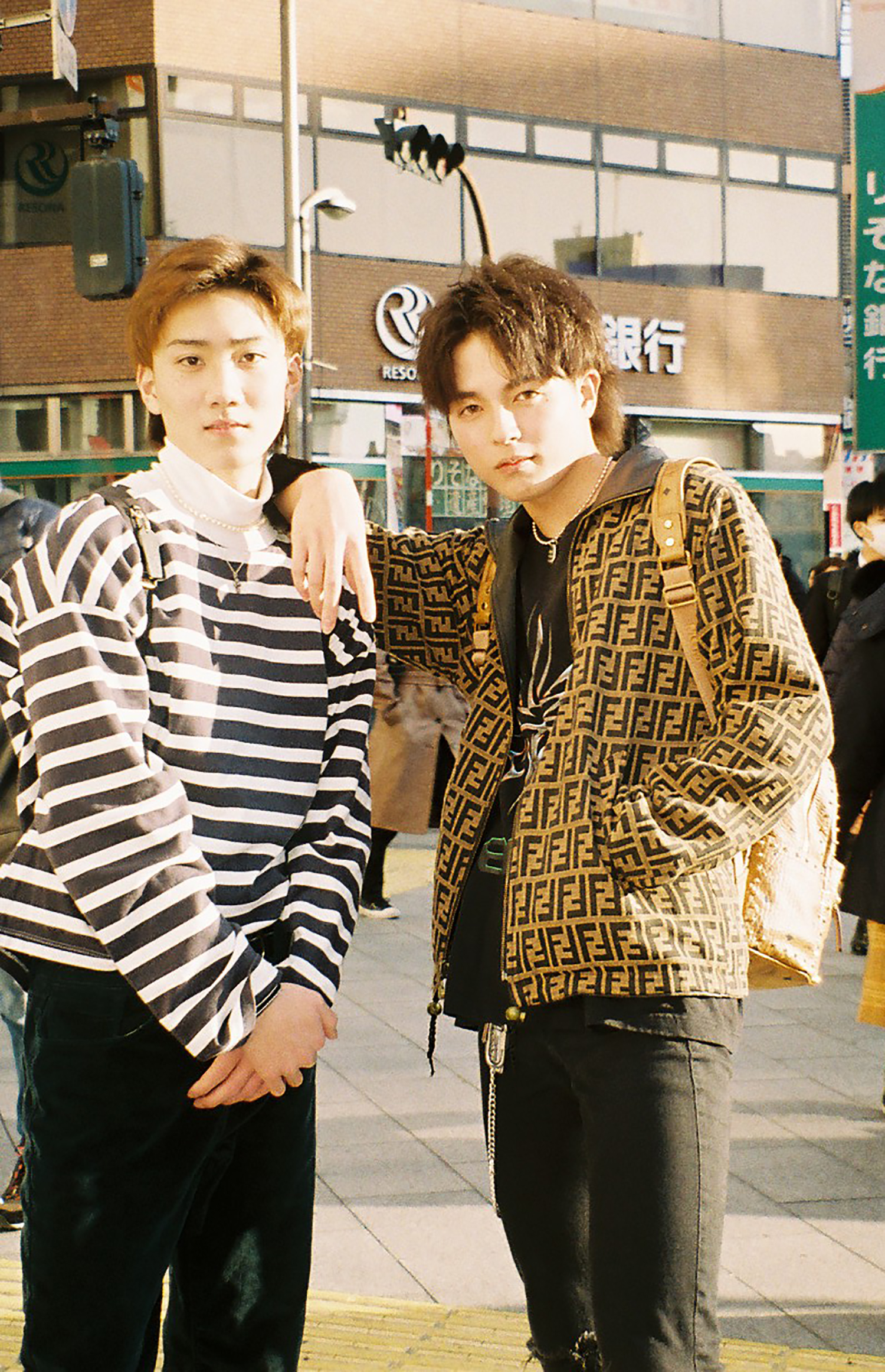 上田裕翔 くろみねれい Esnap Emo Miu エモミュー