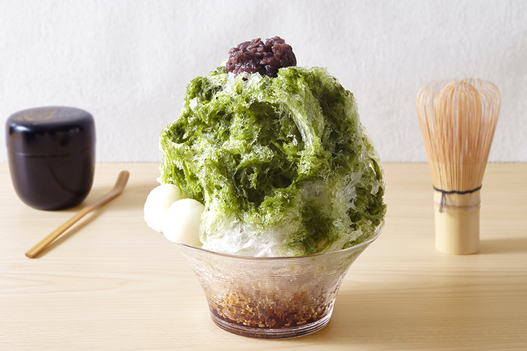 見た目も すいか にそっくりなかき氷も 鎌倉小町かき氷祭り開催 Emo Miu エモミュー