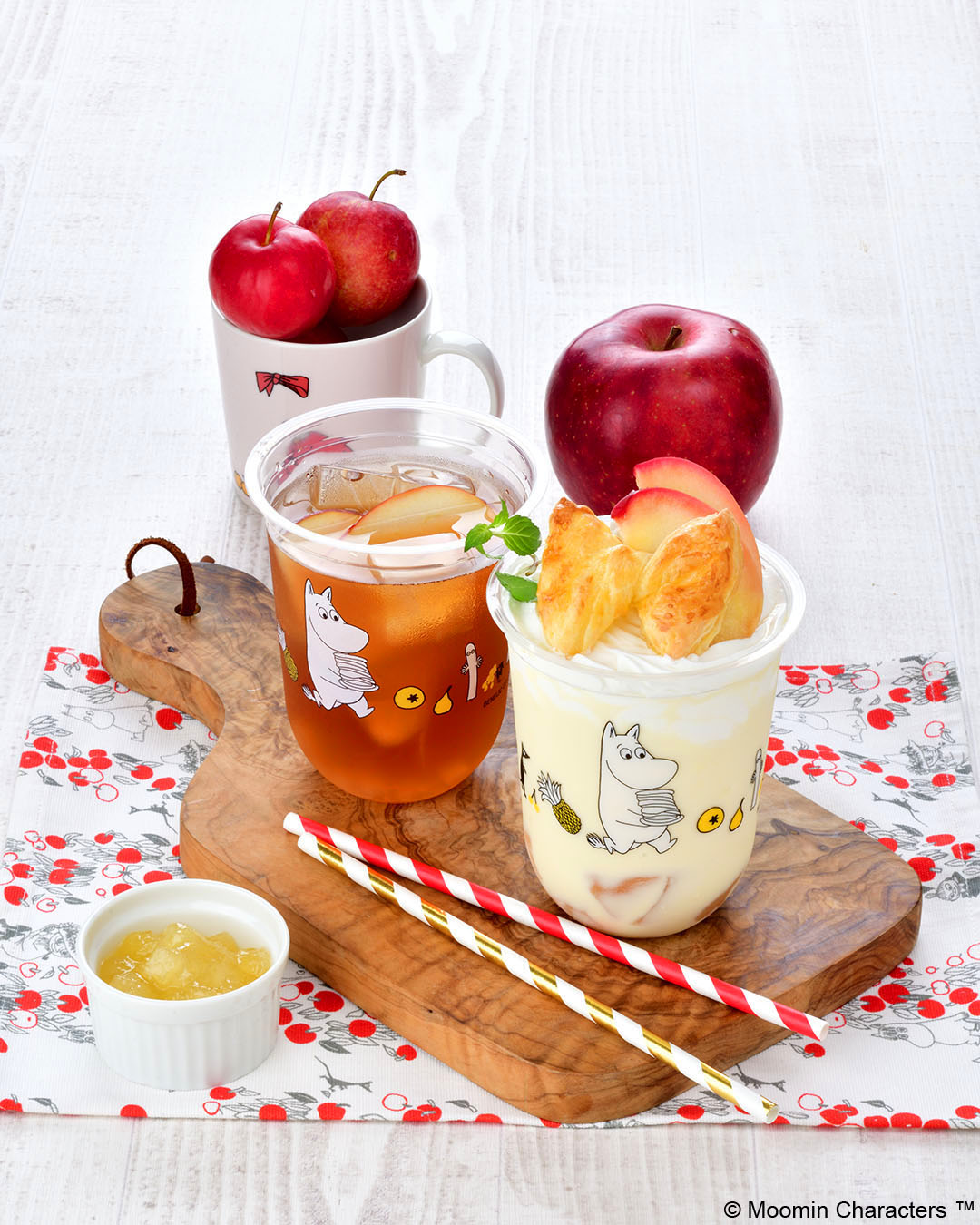 リンゴのフルーツタルトやリボン型パイのついたドリンクなど ムーミンショップ カフェ ニンニフェア に追加メニュー 新商品発売 Emo Miu エモミュー