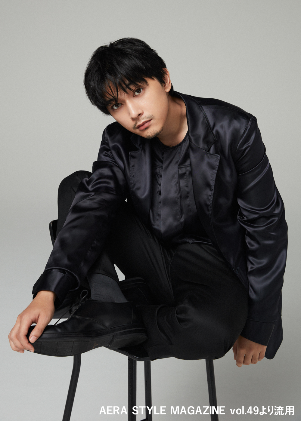 色気 吉沢亮が明かした「毎回緊張で吐きそう」になる仕事と、グラビアで見せた大人の色気「アエラスタイルマガジンvol.49」11/24(火)発売！ |  Emo!miu｜エモミュー