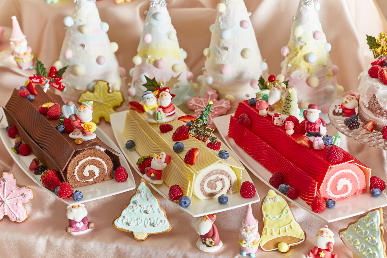 グランドニッコー東京ベイ 舞浜 クリスマススイーツブッフェ パステルカラーのクロカンブッシュやお菓子の家など Emo Miu エモミュー