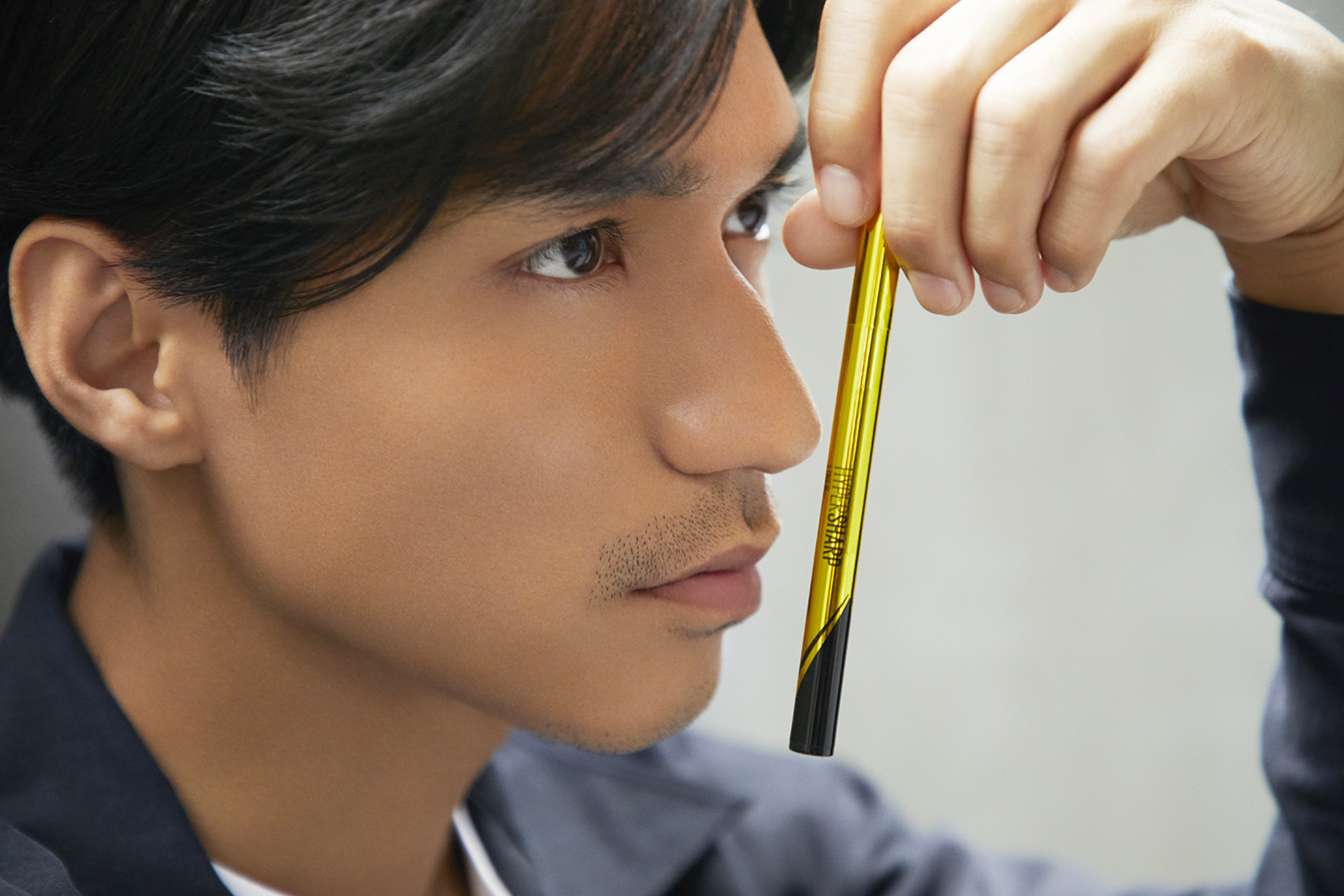 錦戸 亮 強くていいんだ キャンペーン第2弾 ハイパーシャープ ライナーrで存在感あるアイメイク Emo Miu エモミュー