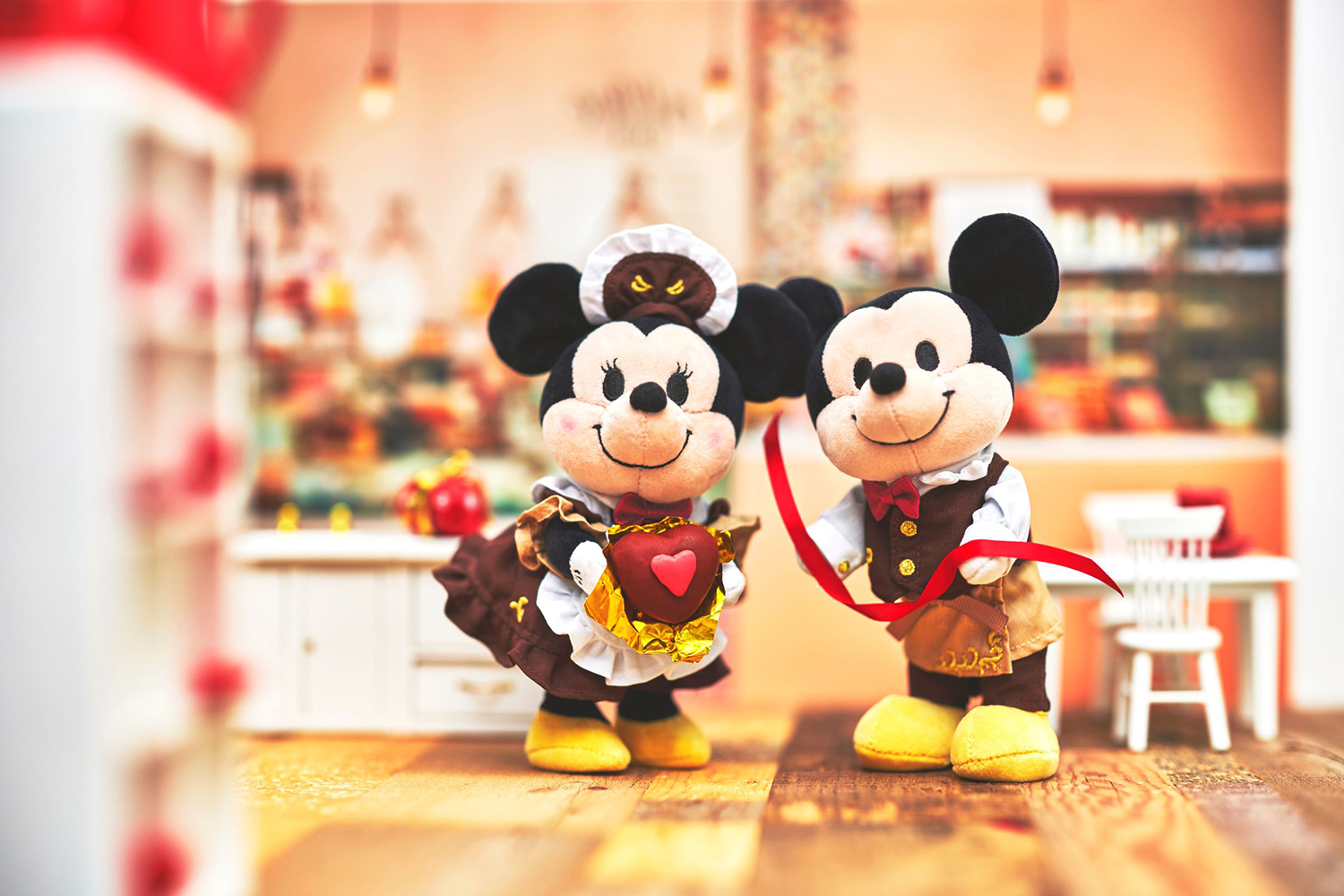 GODIVA(ゴディバ)との共同企画商品も！ディズニーストアから 