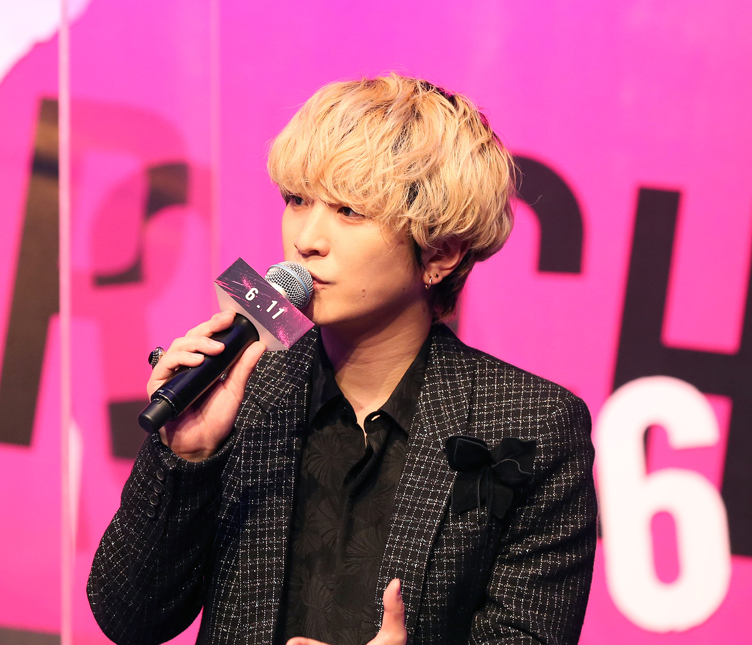 Fukaseが殺人鬼の役作りに包丁売り場でセリフ練習 菅田将暉主演映画 キャラクター 完成報告会開催 Emo Miu エモミュー