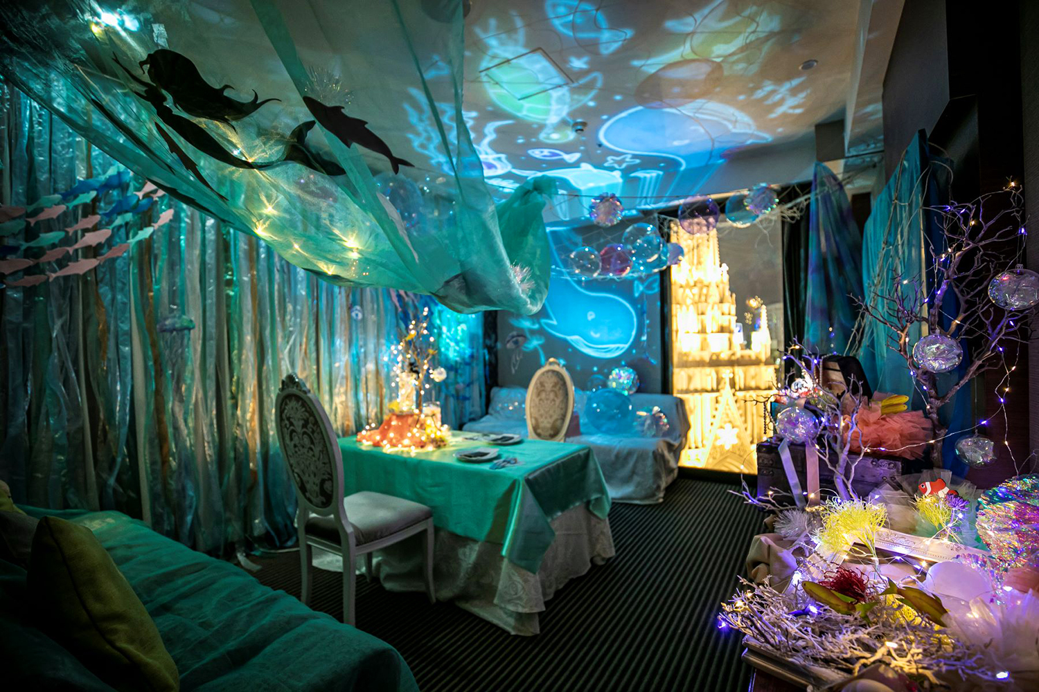 ストリングスホテル 名古屋 デコレーションルーム マーメイドのjewelry Collection Room 童話 人魚姫 の世界観を表現 Emo Miu エモミュー