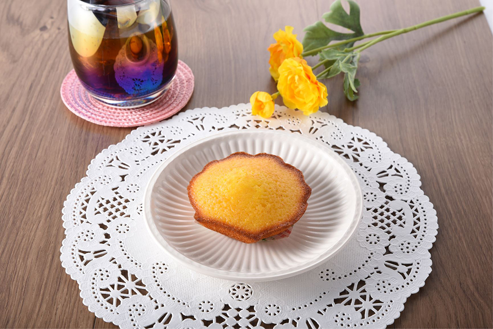 ファミマ 冷やしても美味しい 瀬戸内レモン を使用した夏にピッタリの爽やかな焼き菓子 Emo Miu エモミュー