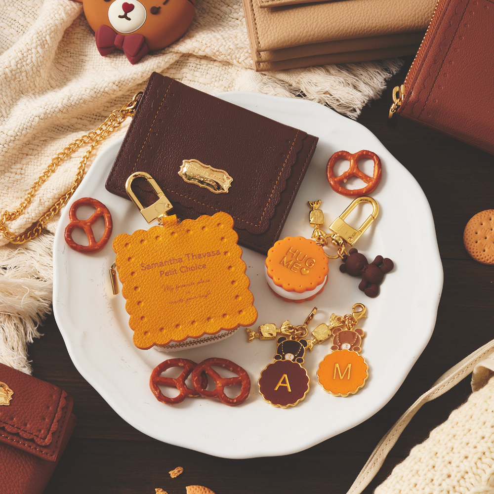 サマンサタバサプチチョイスより ビスケットやクッキーをイメージしたキュートな小物に ニットやコーデュロイ素材を使ったトレンドのバッグが発売 Emo Miu エモミュー