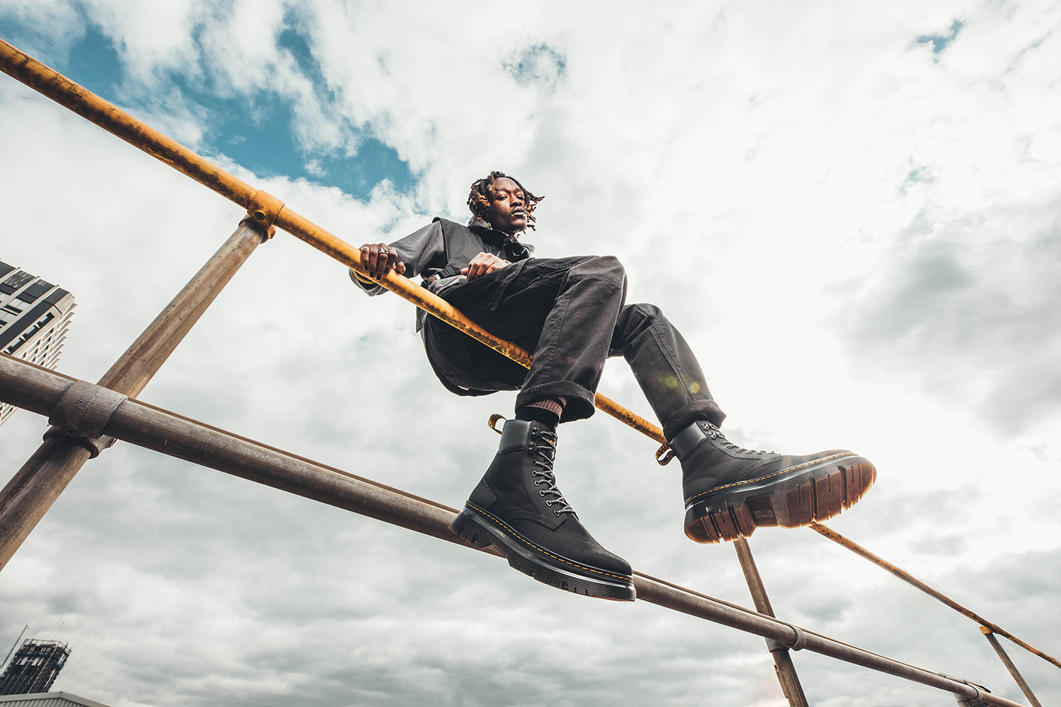 マーチングブーツ 