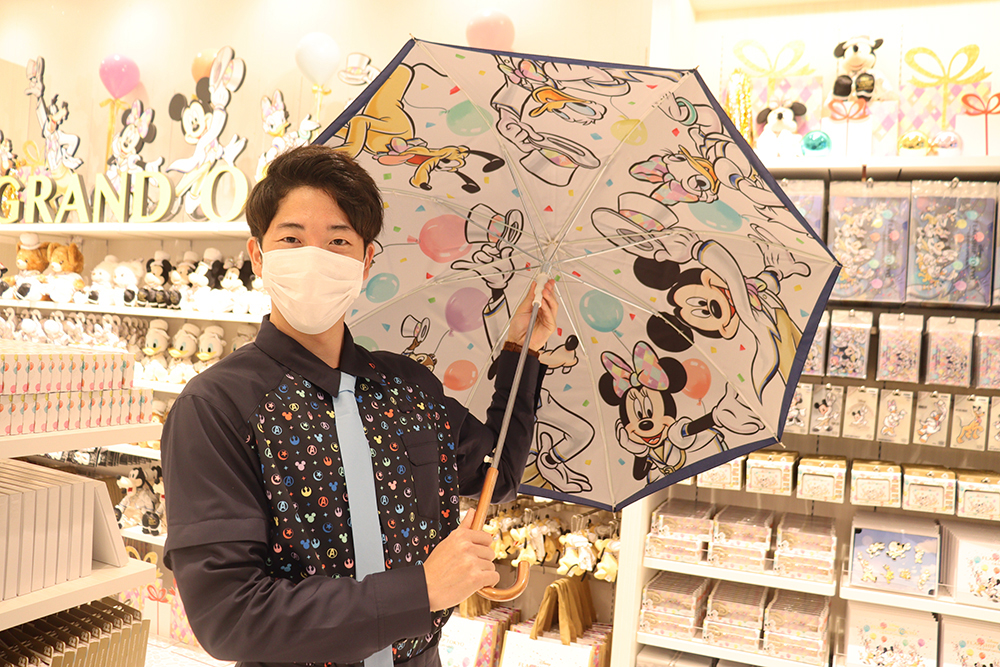日本最大のディズニーストア新旗艦店 ディズニーフラッグシップ東京 が新宿にオープン 装飾やコスチュームまでこだわりぬかれた特別な空間 Emo Miu エモミュー