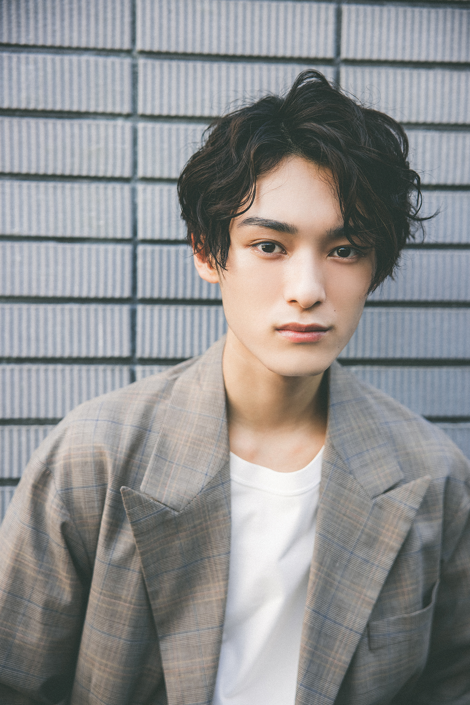 今井絢  / X