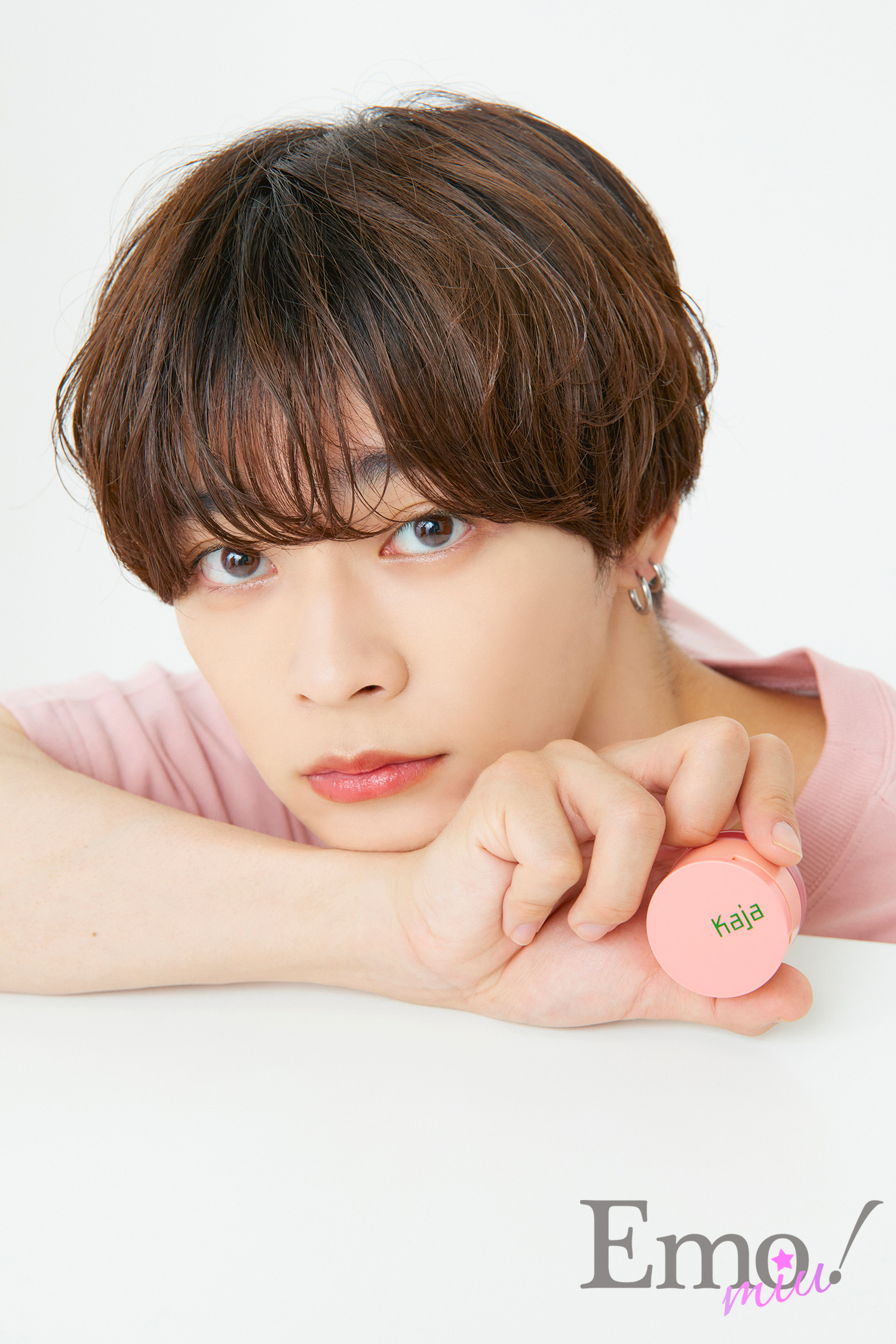 いちごトレンド到来 Kaja カジャ Choosy チューシー など いちごの香りが楽しめる すとろべリップ 3アイテムを9bic 双葉小太郎が体験レポート Emo Miu エモミュー