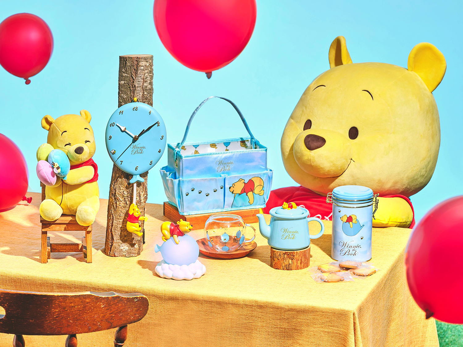 ディズニーストア まんまるなプーさんと青い風船をモチーフにしたぬいぐるみやホーム雑貨を発売 Pooh S Balloon シリーズ Emo Miu エモミュー