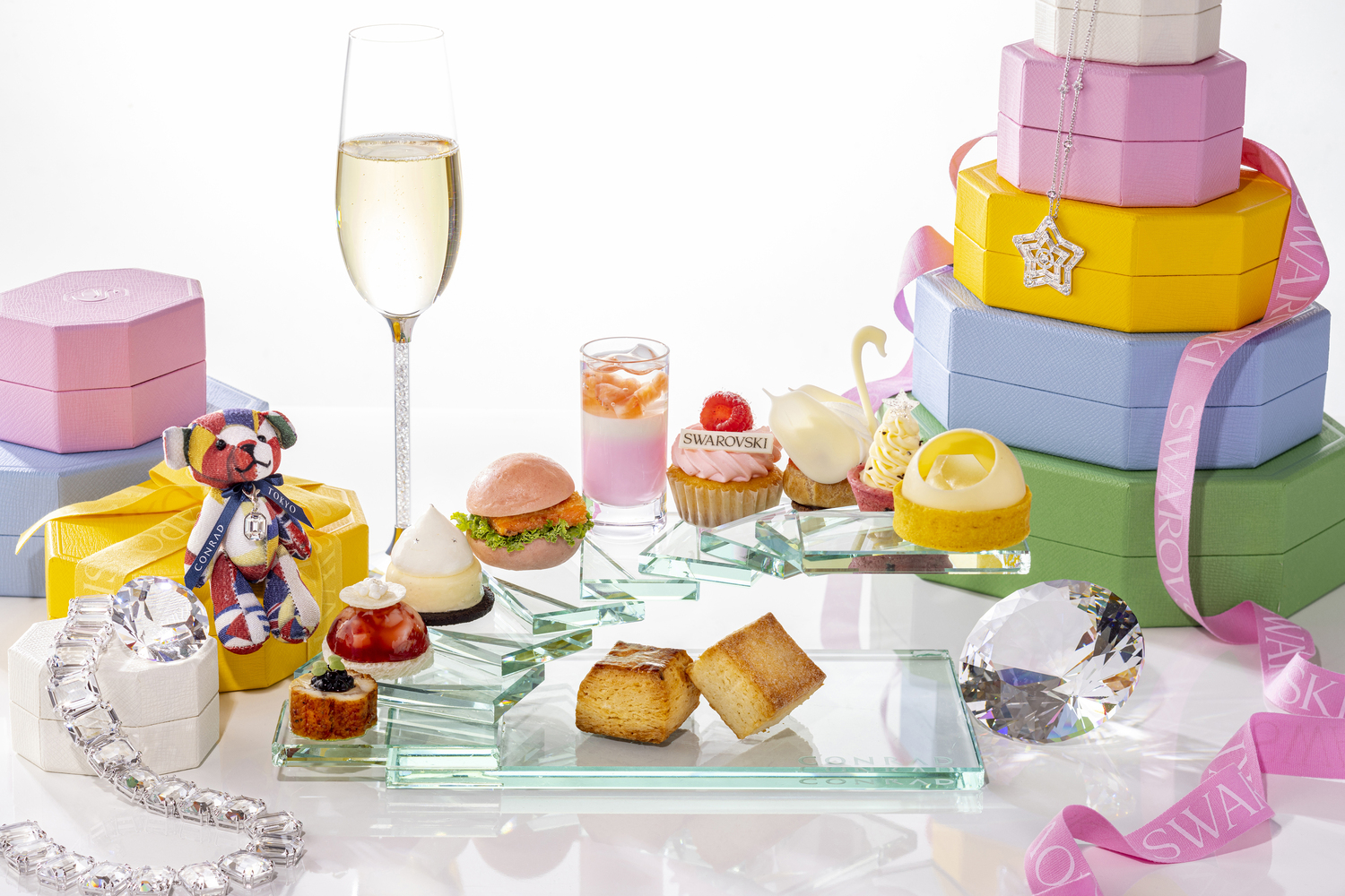 コンラッド東京×Swarovski(スワロフスキー)コラボアフタヌーンティー 