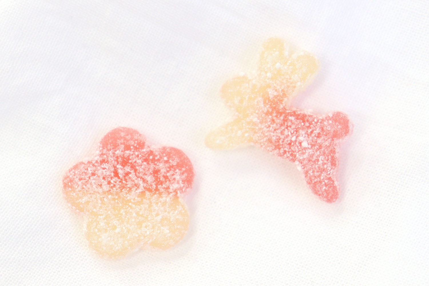 カンロ「ピュレグミ梅」がパワーアップ!5種類のお守りパッケージと励ましメッセージで頑張る人を応援♪「うさぎ」や「梅の花」のレア型も | Emo ...
