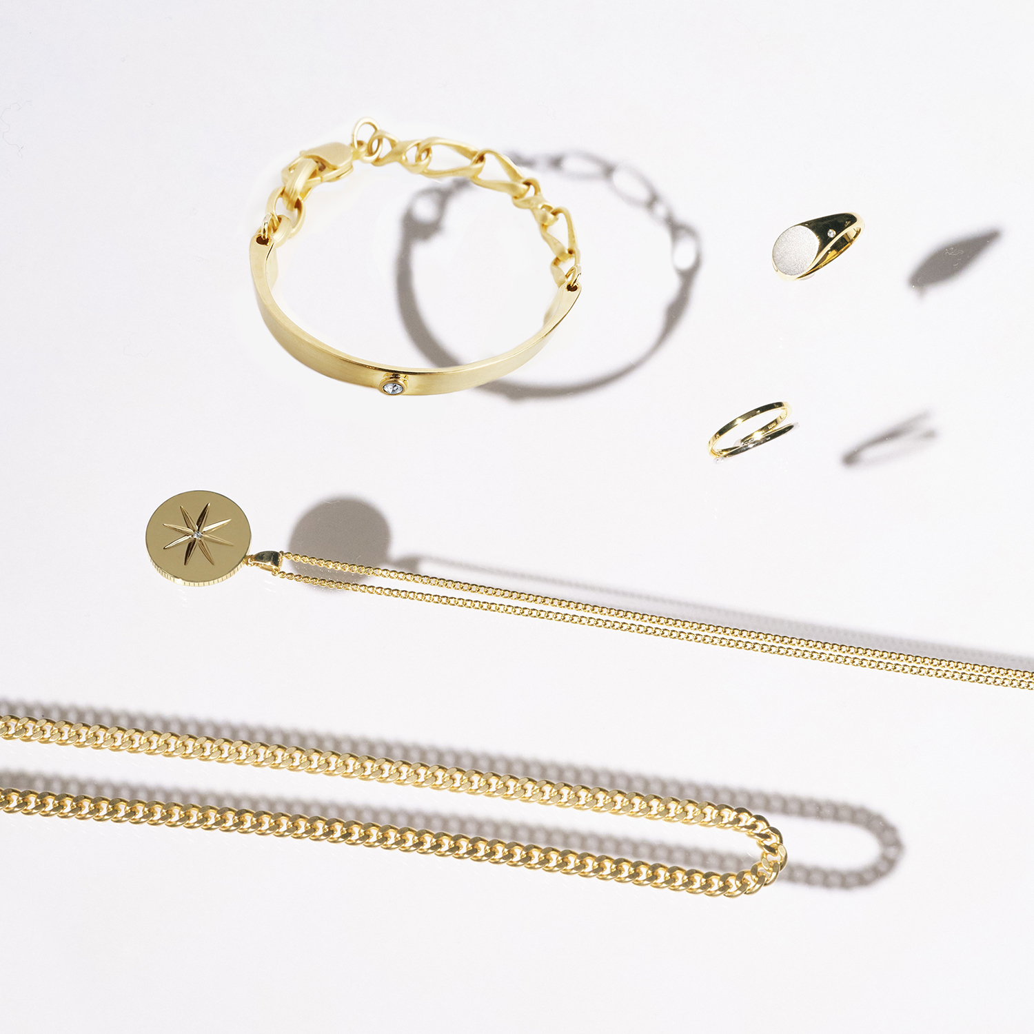 祝22歳！高橋文哉、プロデュースアクセサリーブランド「BLANK SPACE 