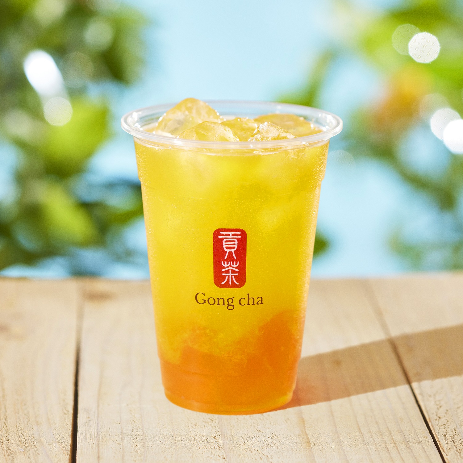 まぶしい”太陽のイエロー”と共に初夏を満喫！Gong cha(ゴンチャ)「甘夏マンゴー ミルクティー＆フローズン」発売 | Emo!miu｜エモミュー
