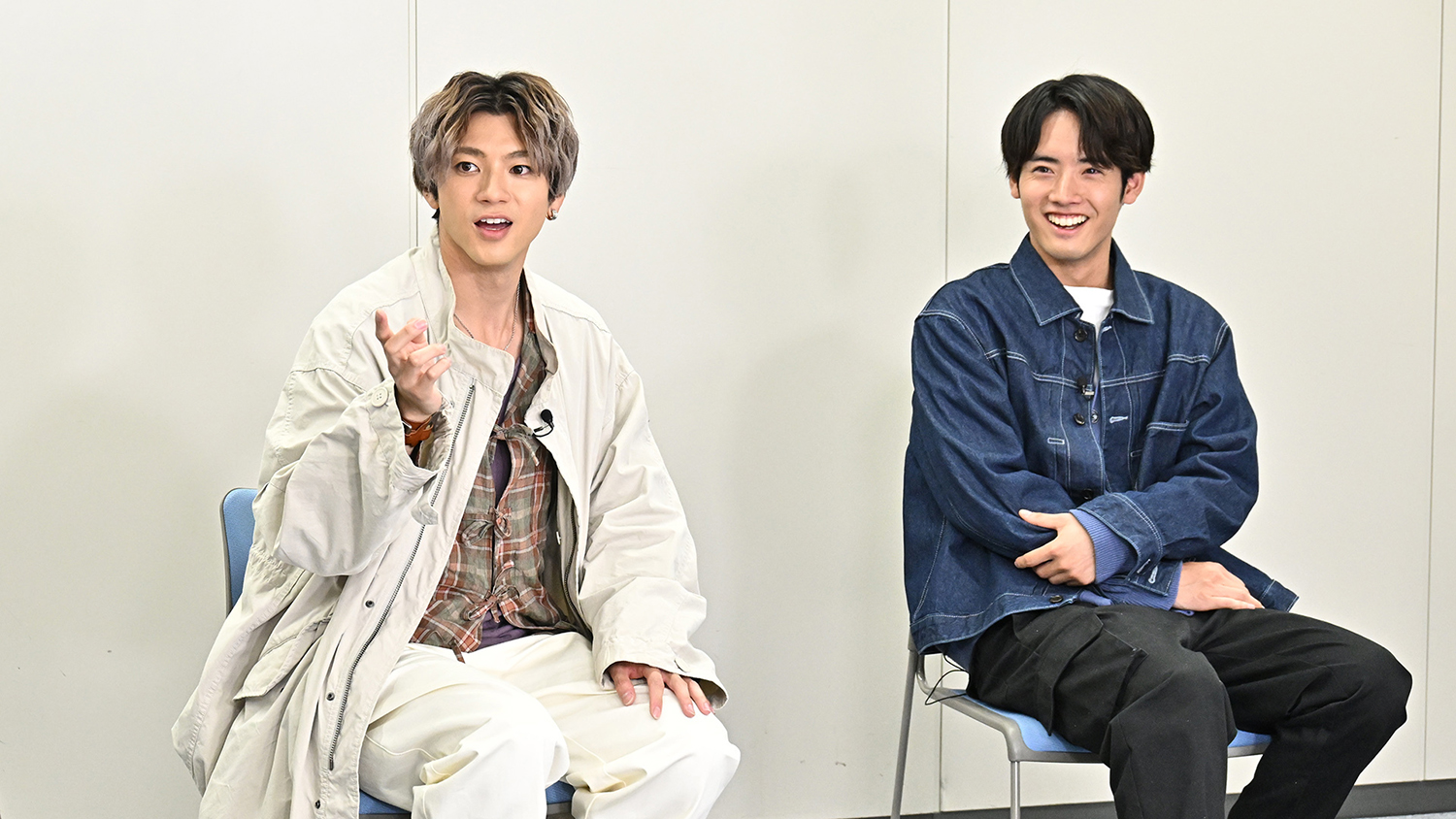 WEB限定ペンディングトレイン T ベージュ M 山田裕貴 赤楚衛二