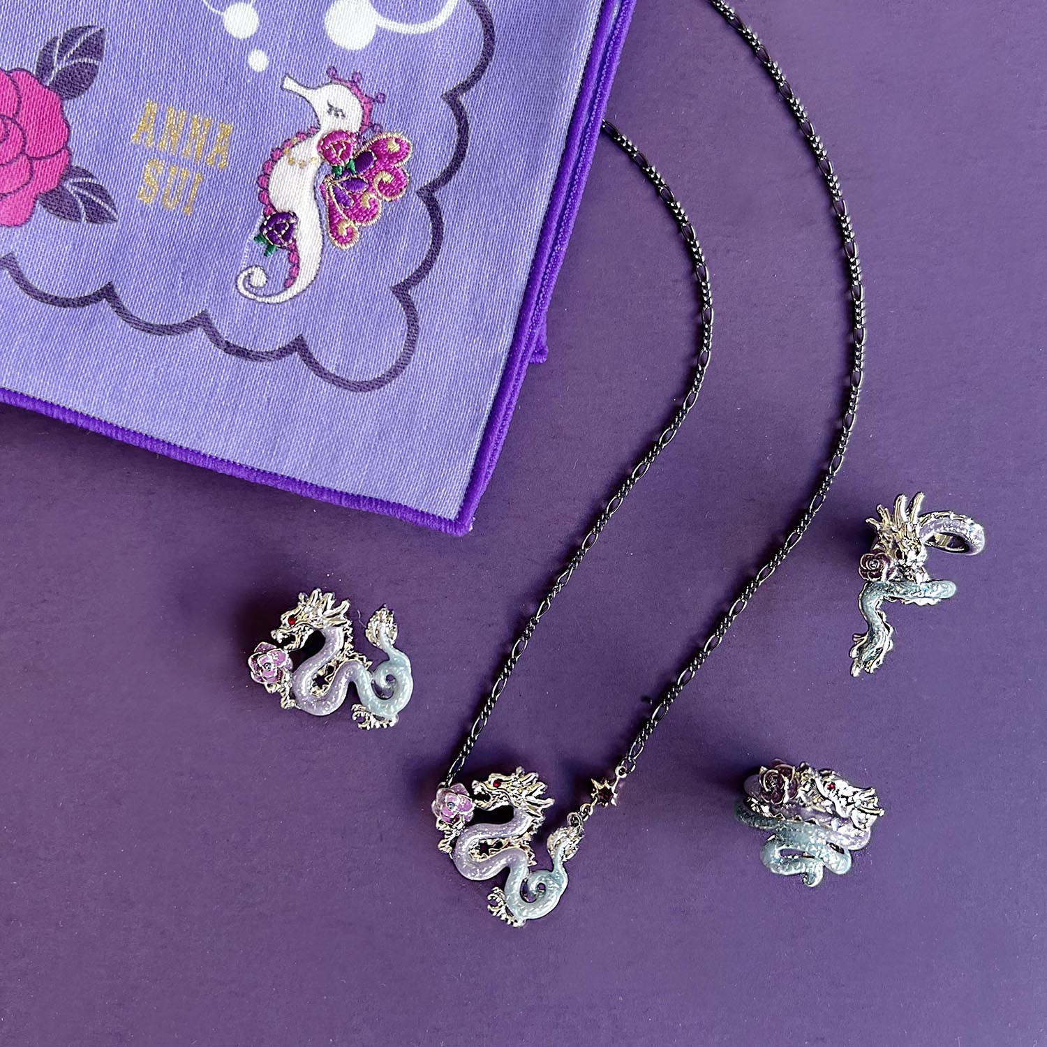 ANNA SUI(アナ スイ) 人気の干支シリーズに「ドラゴン」が仲間入り  