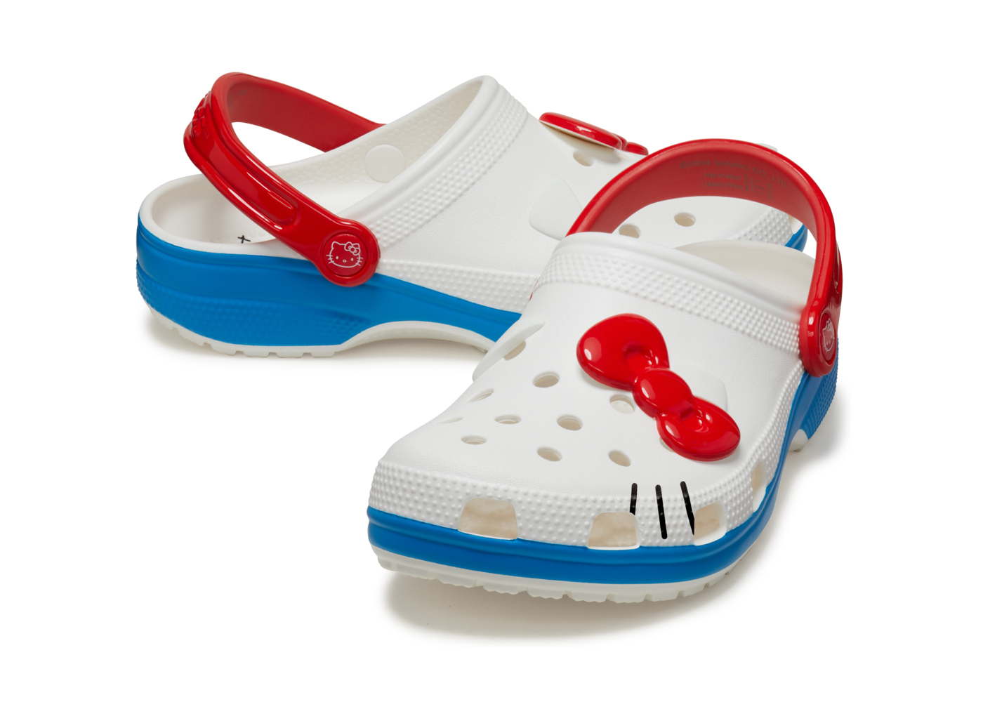 ハローキティ×クロックス、コラボフットウェア3種発売！大きなリボン  