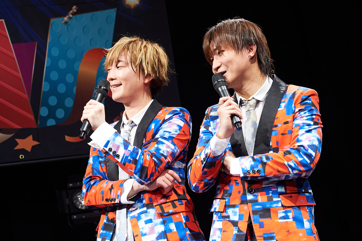 CUBERS、持ち曲75曲を全披露！「カウントダウンLIVE 2023→2024 