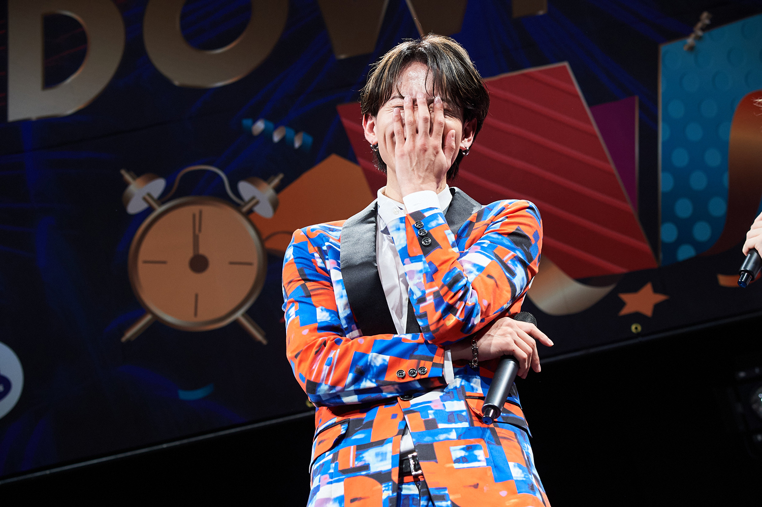 CUBERS、持ち曲75曲を全披露！「カウントダウンLIVE 2023→2024 