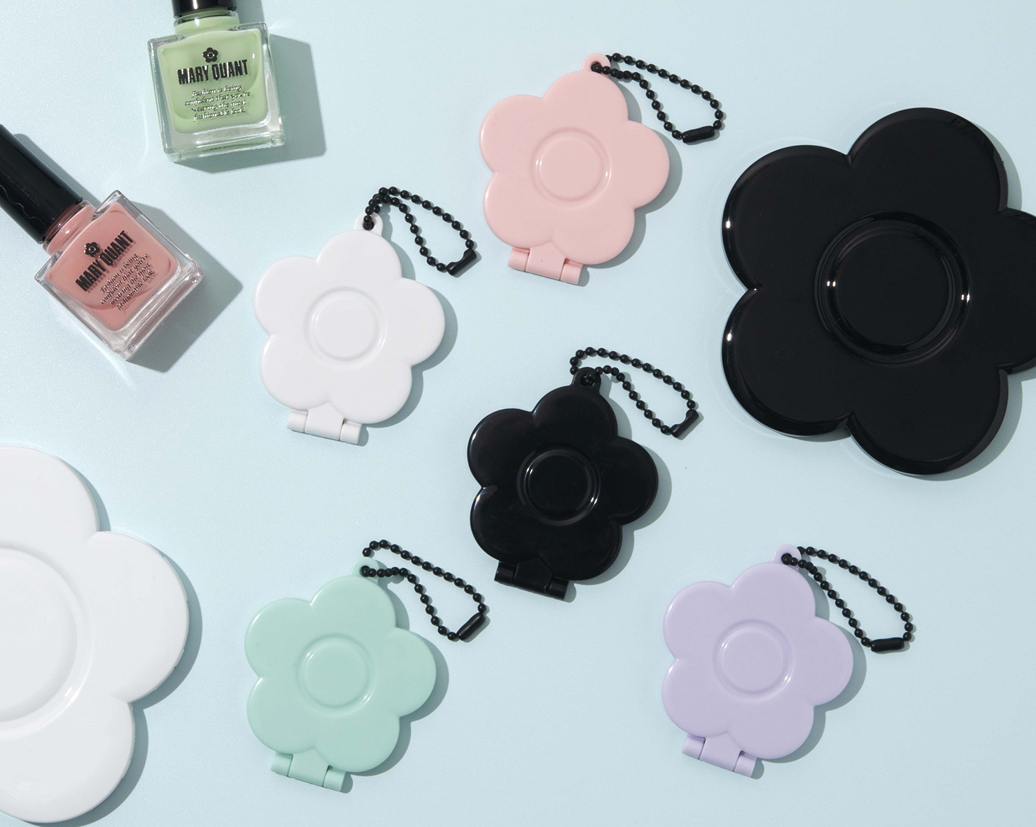 マリークヮントのデイジー型ミラーがガシャポン®に♡「MARY QUANT  