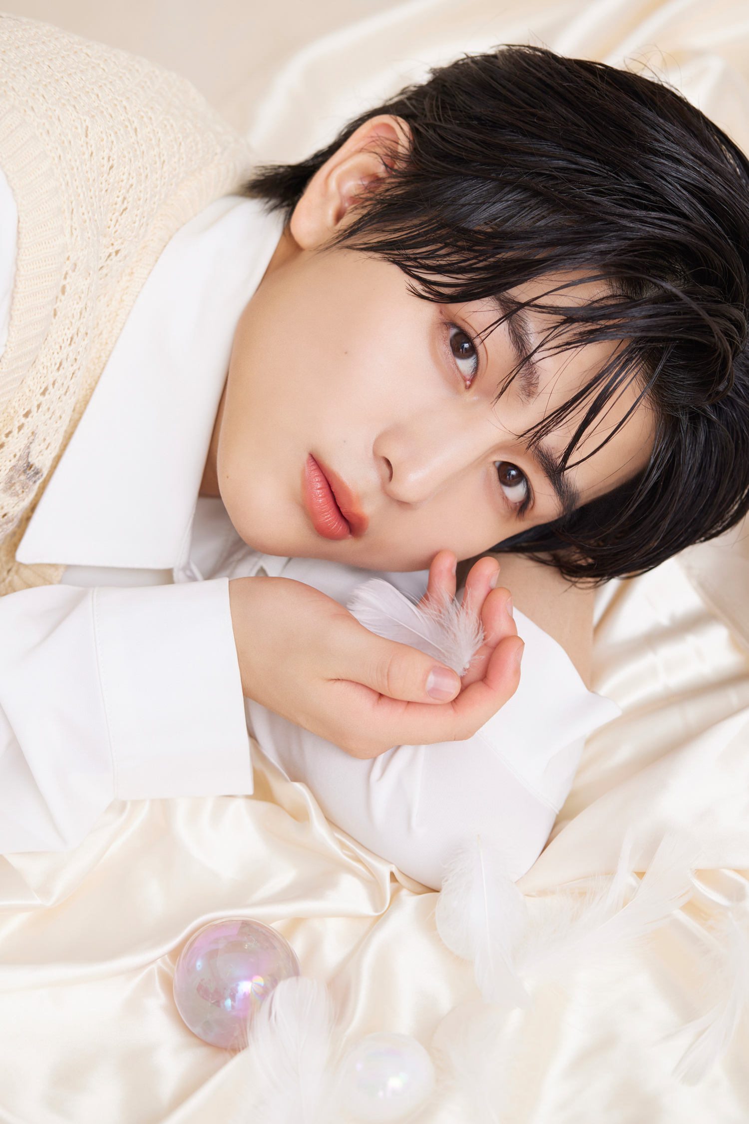 超特急 / ハル 超特急ユーキ×ハルが思わず触れたくなる、\u201cなちゅ盛り唇\u201dに