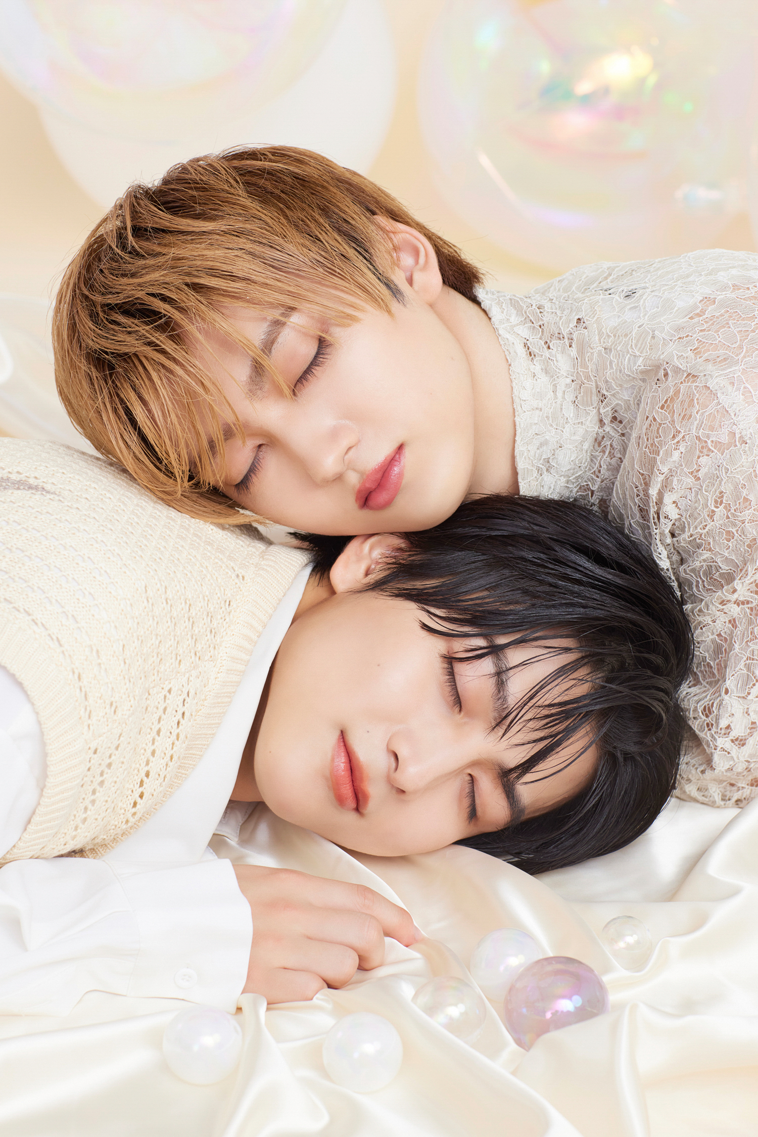 超特急 / ハル 超特急ユーキ×ハルが思わず触れたくなる、\u201cなちゅ盛り唇\u201dに