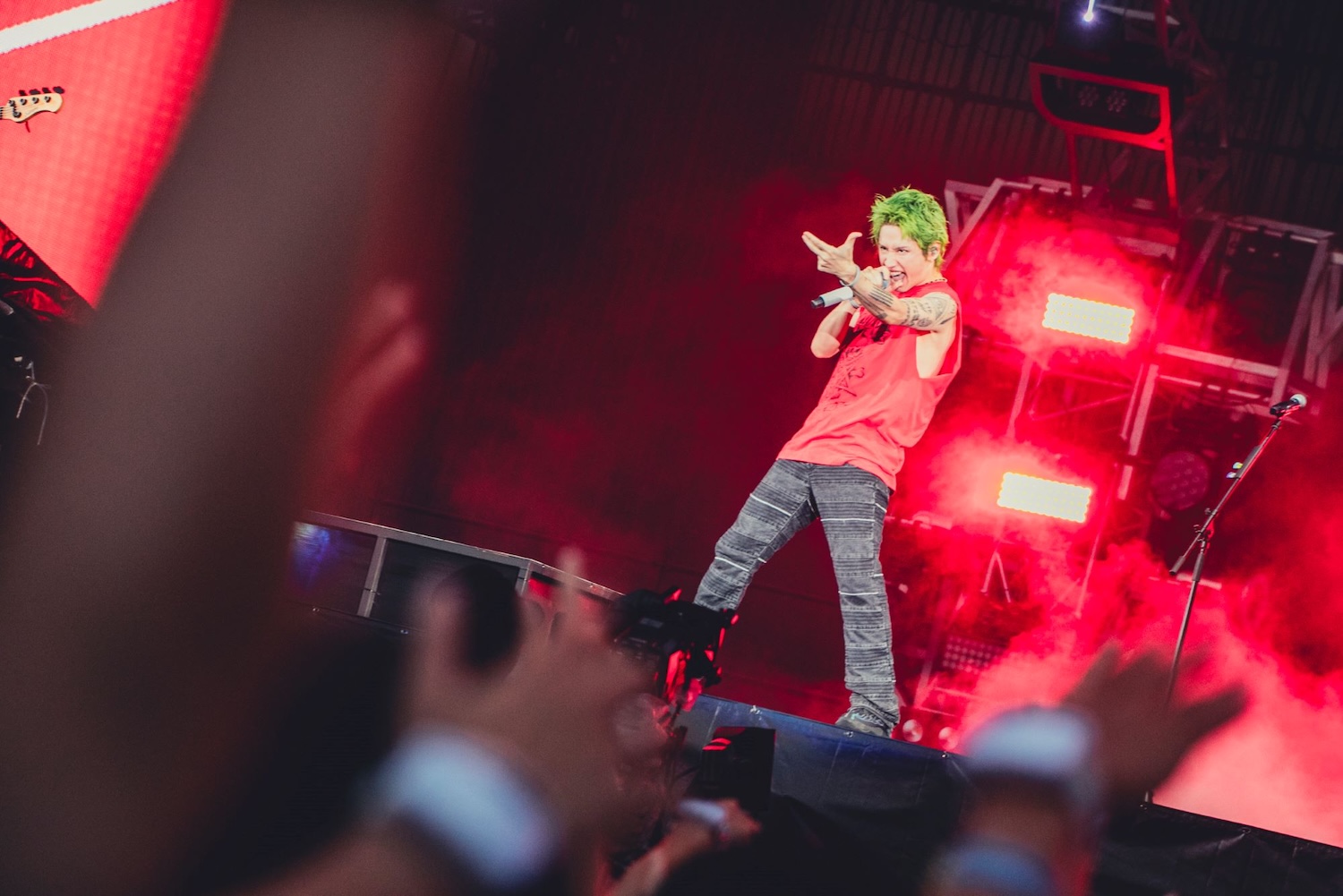 ONE OK ROCK、2日間で約8万人が熱狂！クラサスドーム大分から『DETOX 